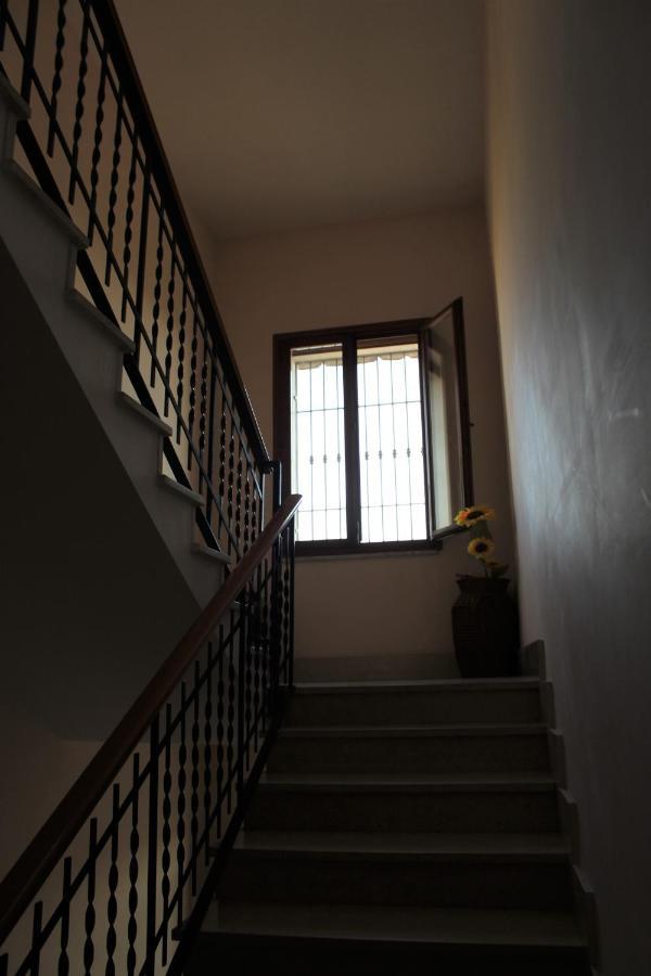 Residenza Caserta Sud - Appartamento Con Giardino Ngoại thất bức ảnh