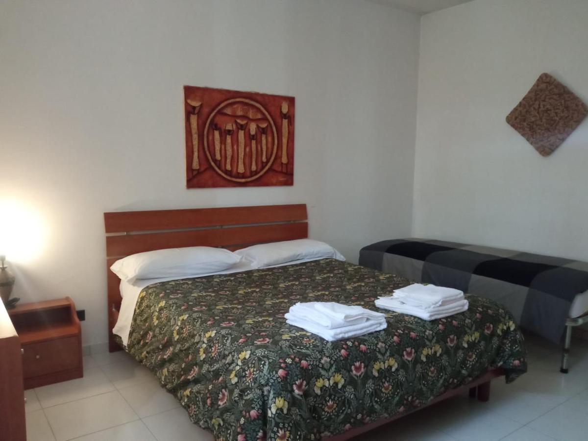 Residenza Caserta Sud - Appartamento Con Giardino Ngoại thất bức ảnh