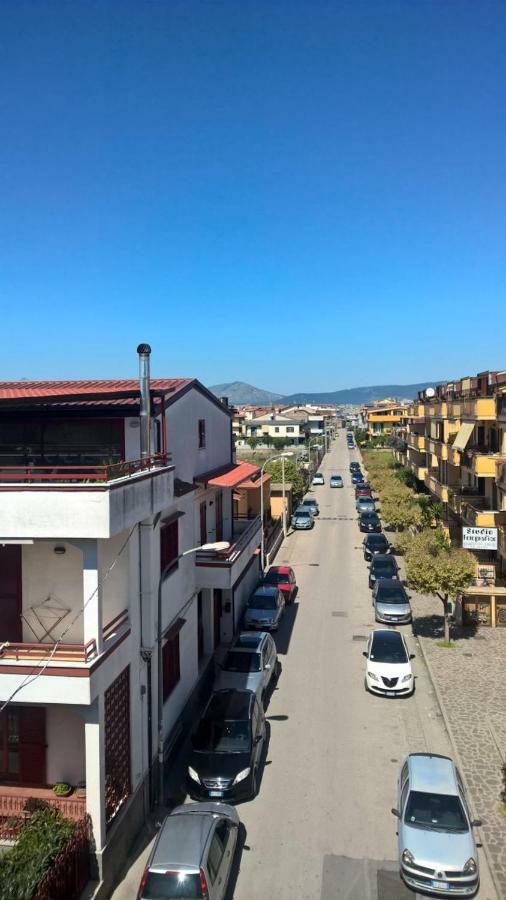 Residenza Caserta Sud - Appartamento Con Giardino Ngoại thất bức ảnh