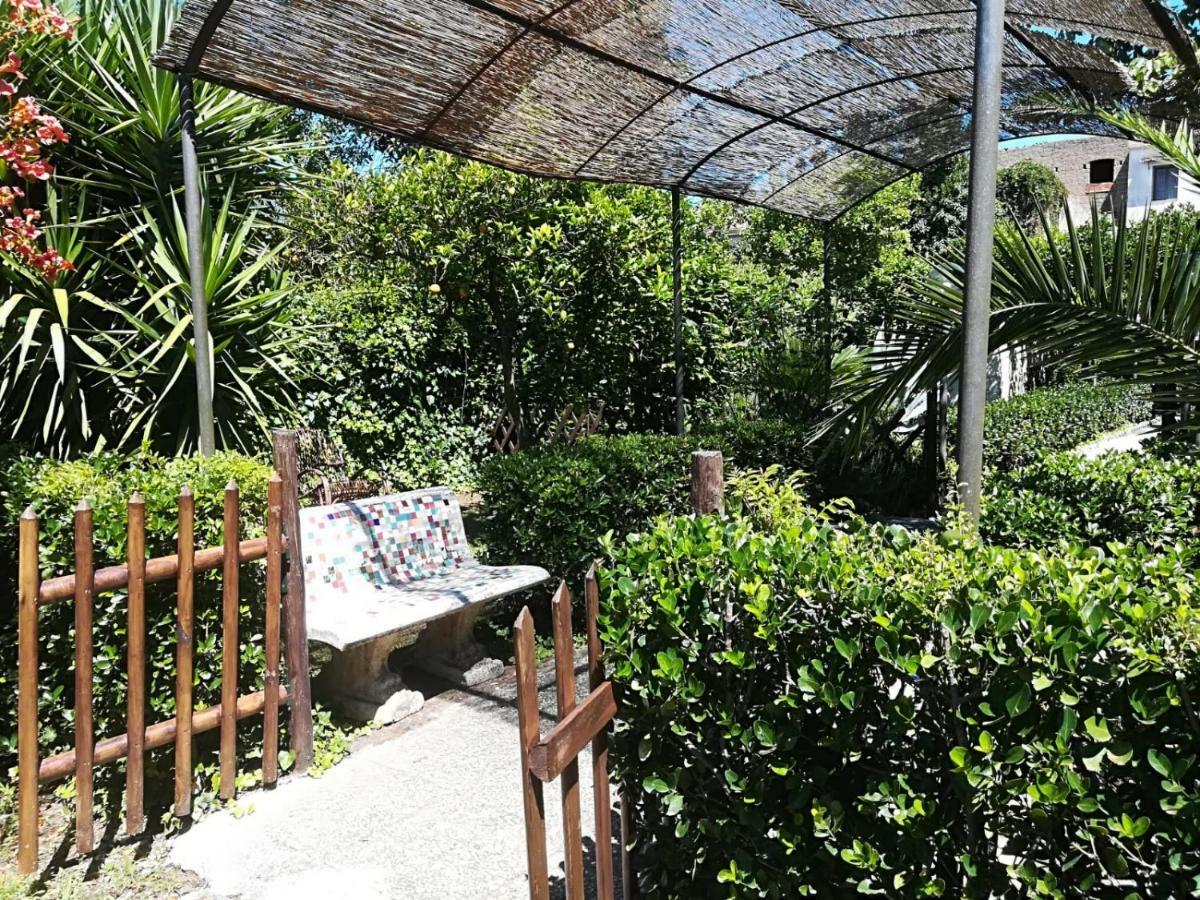Residenza Caserta Sud - Appartamento Con Giardino Ngoại thất bức ảnh