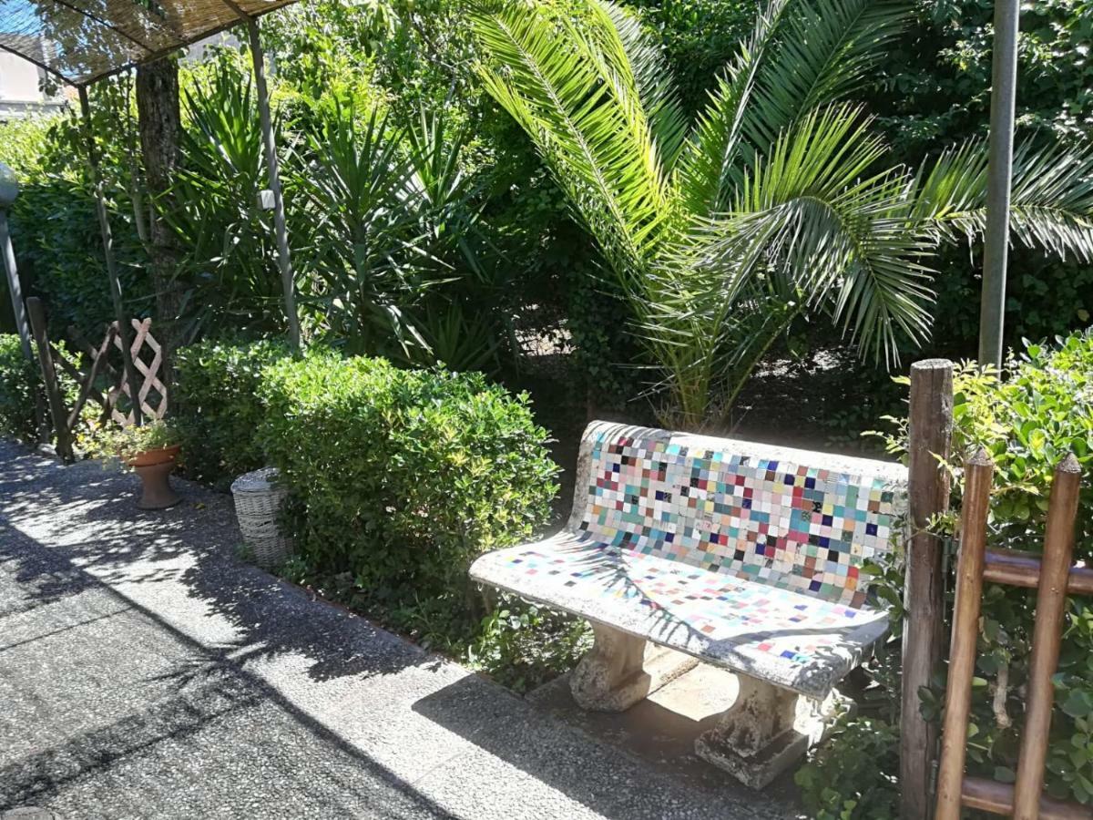 Residenza Caserta Sud - Appartamento Con Giardino Ngoại thất bức ảnh